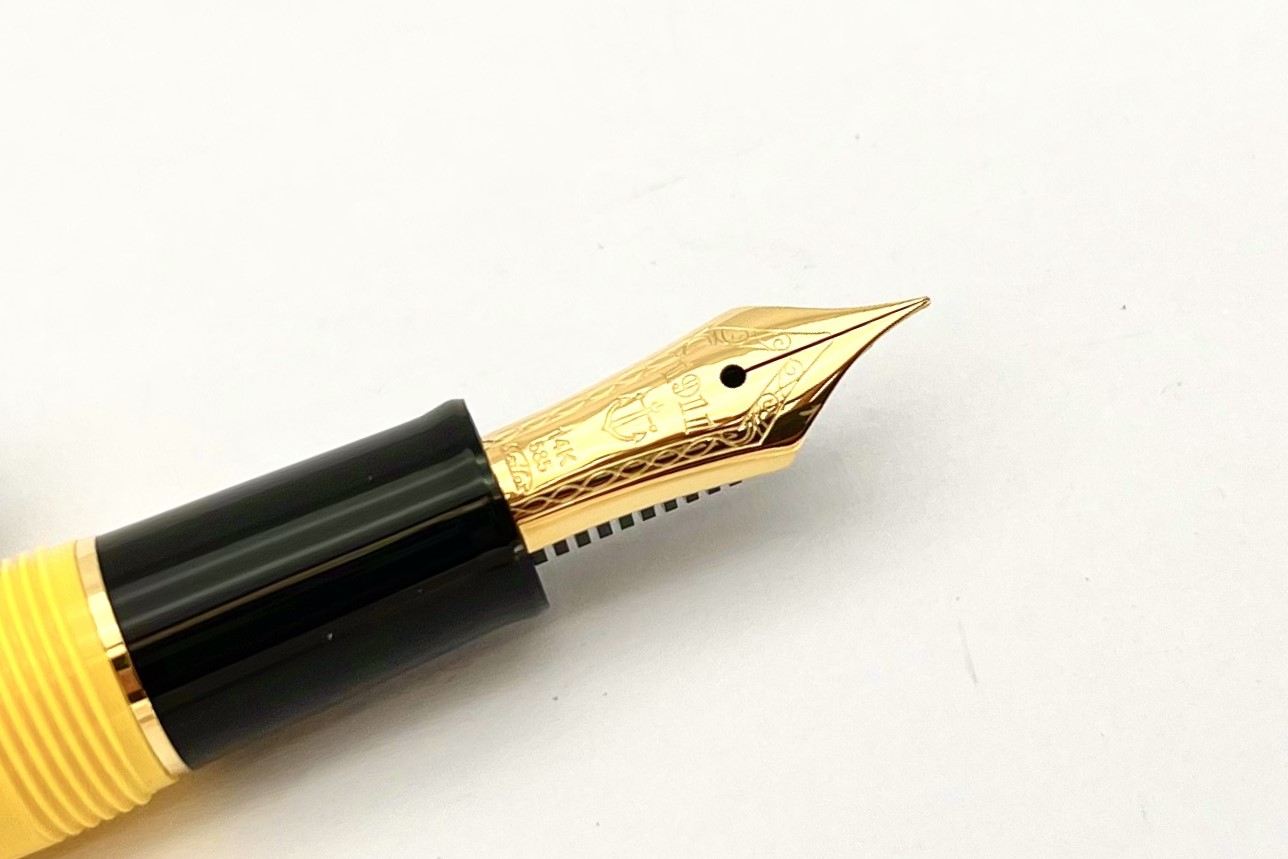 Sailor1911StandardYellowwithGoldTrimFPNewLogo_L